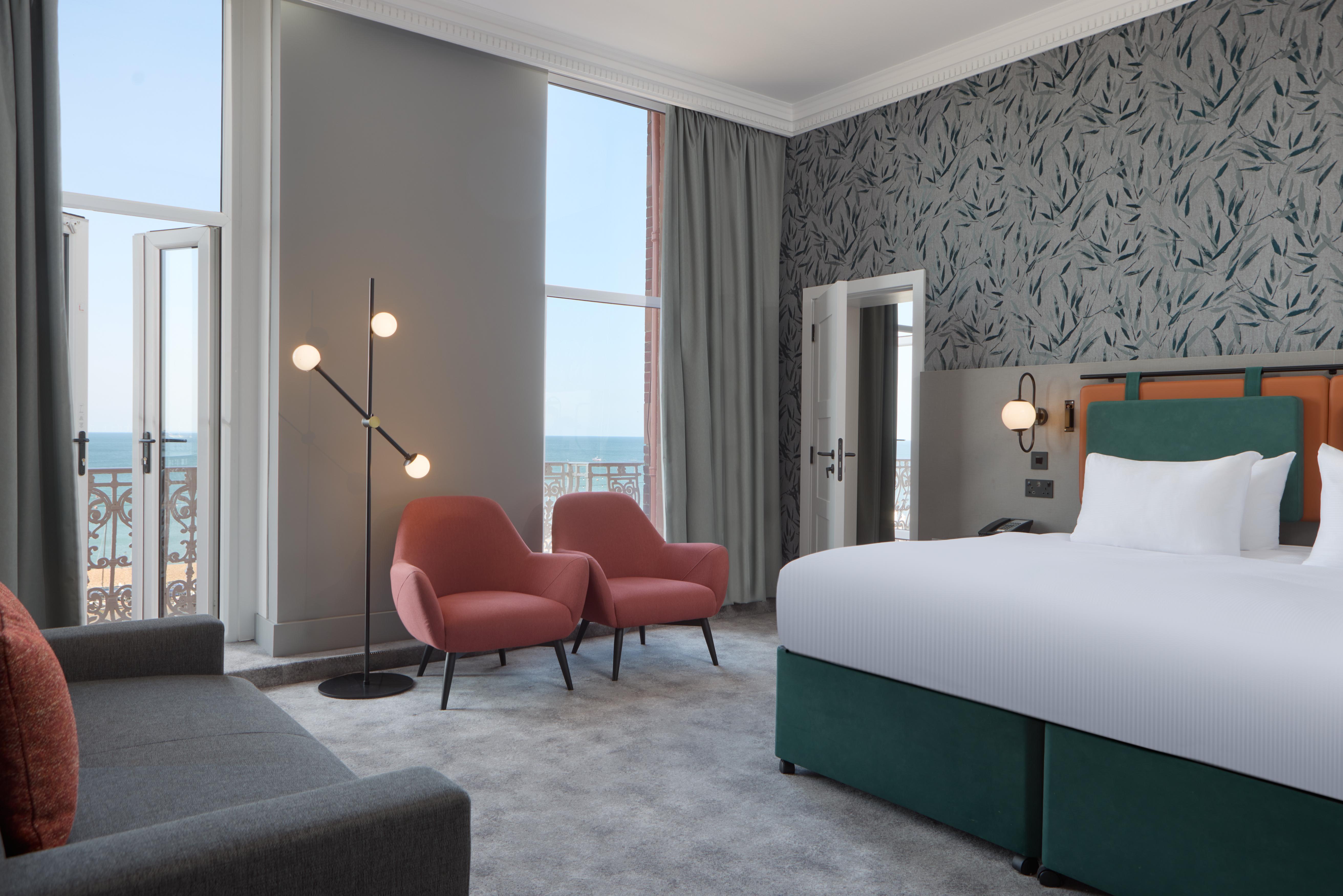 Doubletree By Hilton Brighton Metropole Hotell Exteriör bild